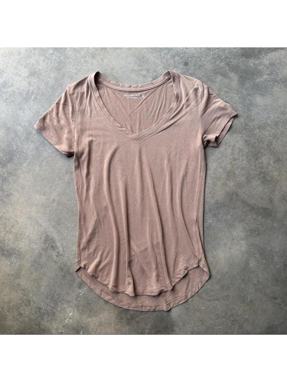 Abercrombie & Fitch Soft A&F Drapery V-Neck T-Shirt